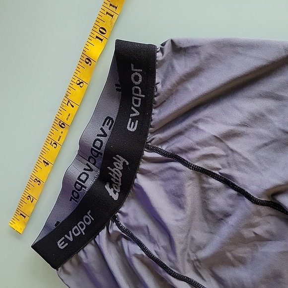 Eastbay. Evapor. Compression shorts. Small - Picture 4 of 6